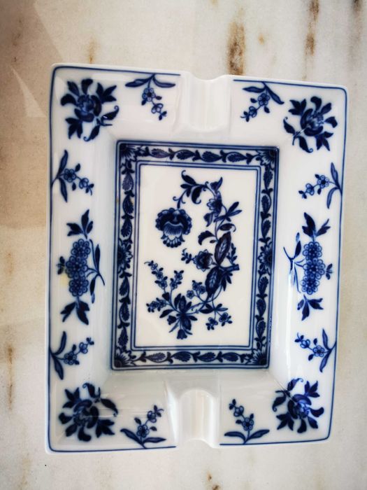 Cinzeiro vista alegre novo