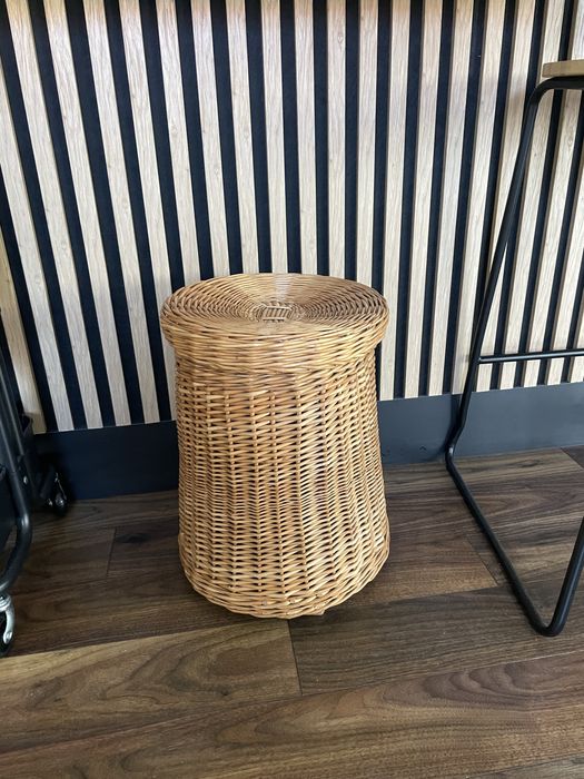 Wiklina puf ze schowkiem, wys .43 średnica 35 cm