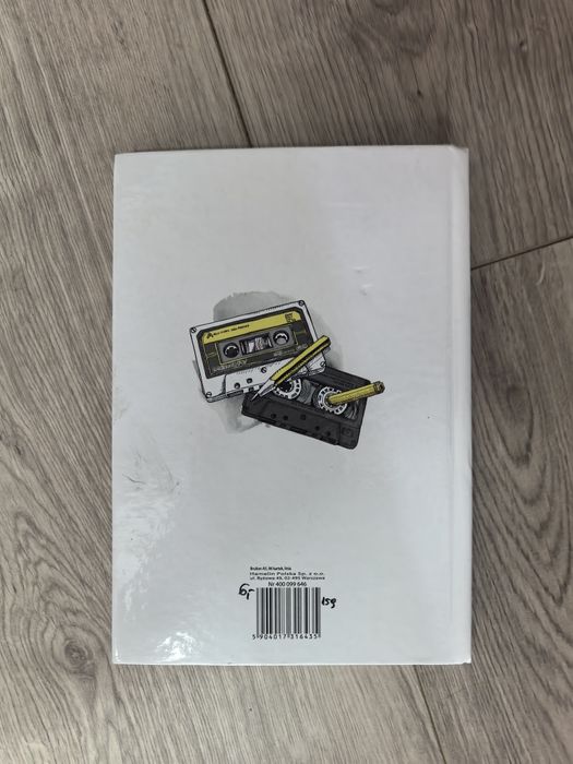 Zeszyt w linie, twarda oprawa, A5