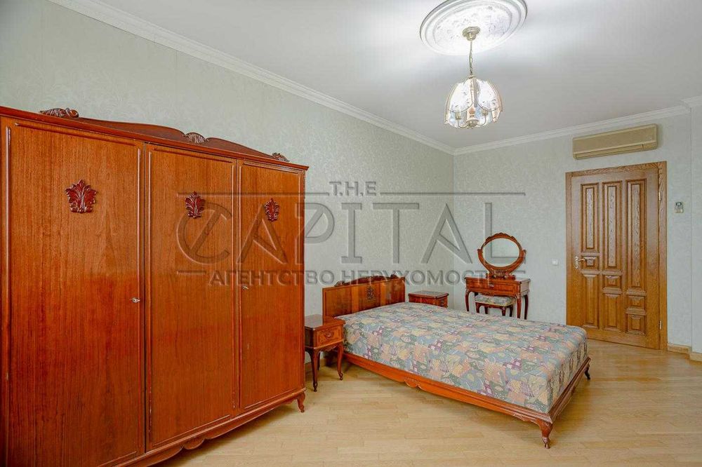 Продаж квартири, вул. Костянтинівська, Поділ