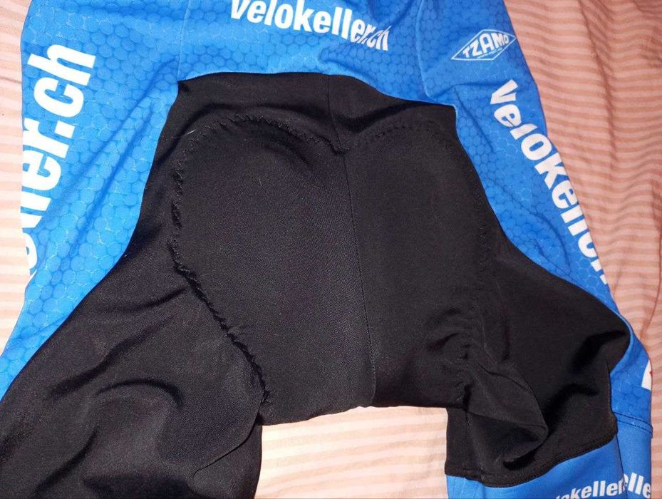 Велошорты на лямках, мсужские, р. М (44-46), б/у, Италия