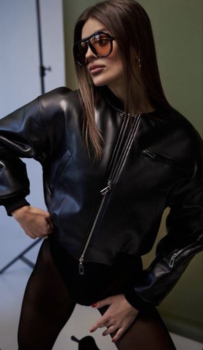 Бомбер новий ідеальний стан