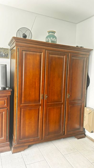 Stylowa szafa B.F.M seria Louis Philippe