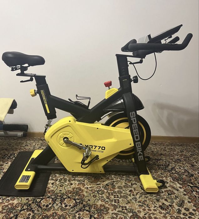 Hertz XR-770 Велотренажерх , сайкл