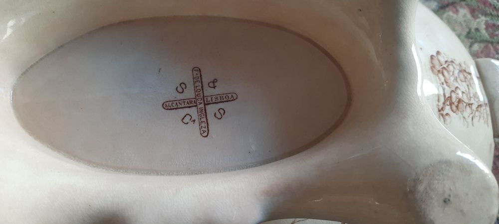 Terrina Séc XIX S&S Ca Alcântara  c/concha 42x24cm 42x24