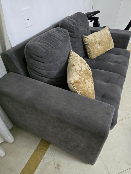 Sofá para sala-cinzento como novo