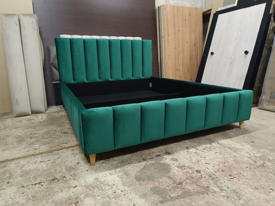 Łóżko tapicerowane panele stelaż pojemnik na wymiar od producenta