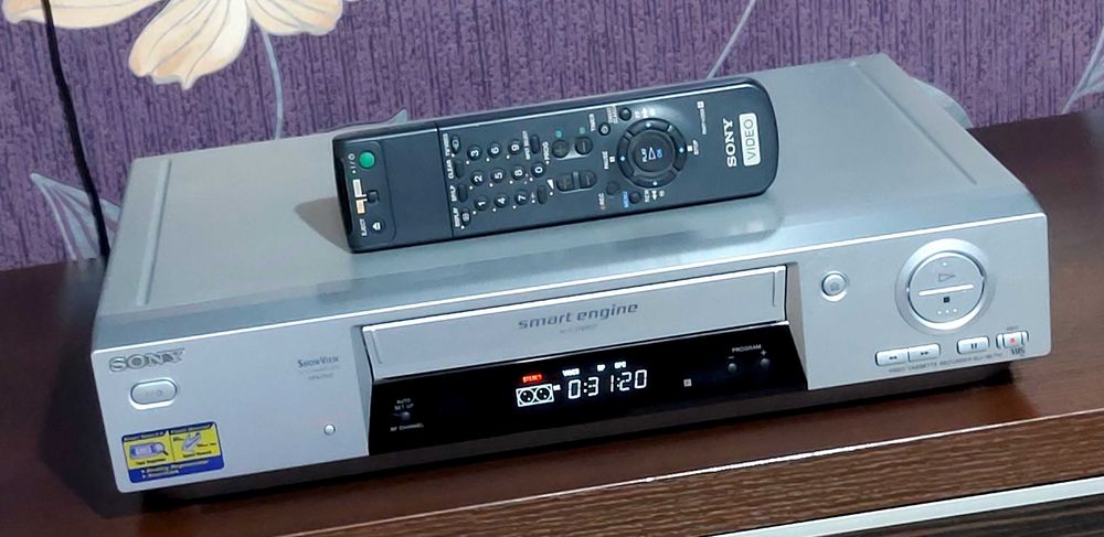 SONY Magnetowid HiFi Stereo 6-Głowic NTSC SP/LP + PILOT