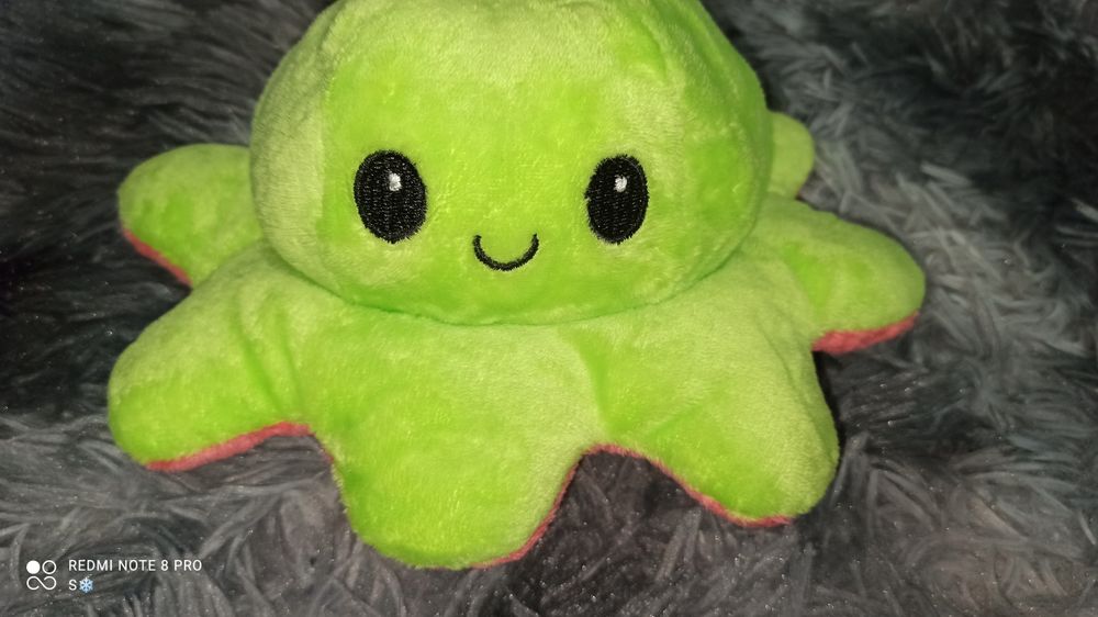 Игрушка осьминог