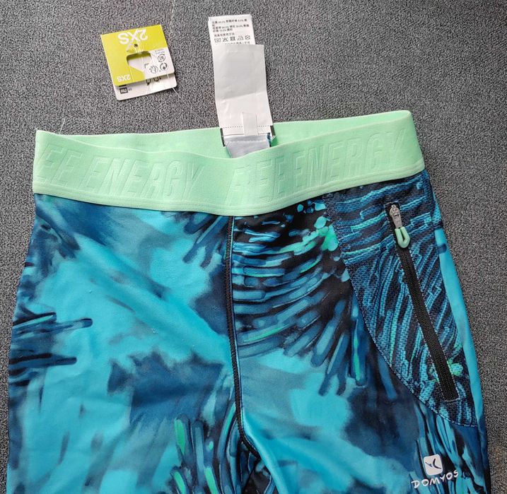 Legginsy sportowe Decathlon Domyos Kwiaty
