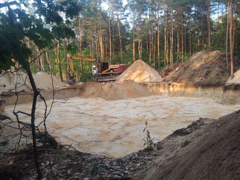 Rozbiórki wykopy wyburzenia piach ziemia kruszywo.