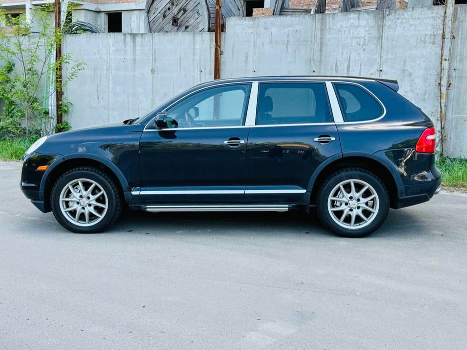 Porsche Cayenne 93т.км. Без подкрасов. Идеальный.