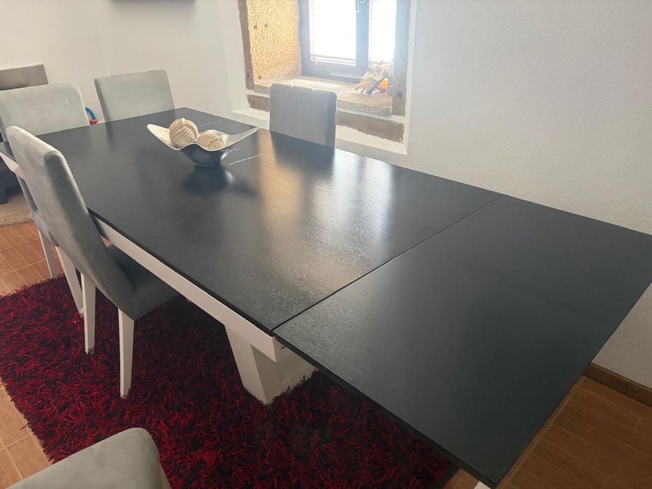 Mesa de sala de jantar