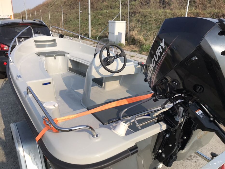 Łódka wędkarska 385