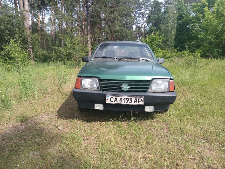 Продам Opel Ascona
