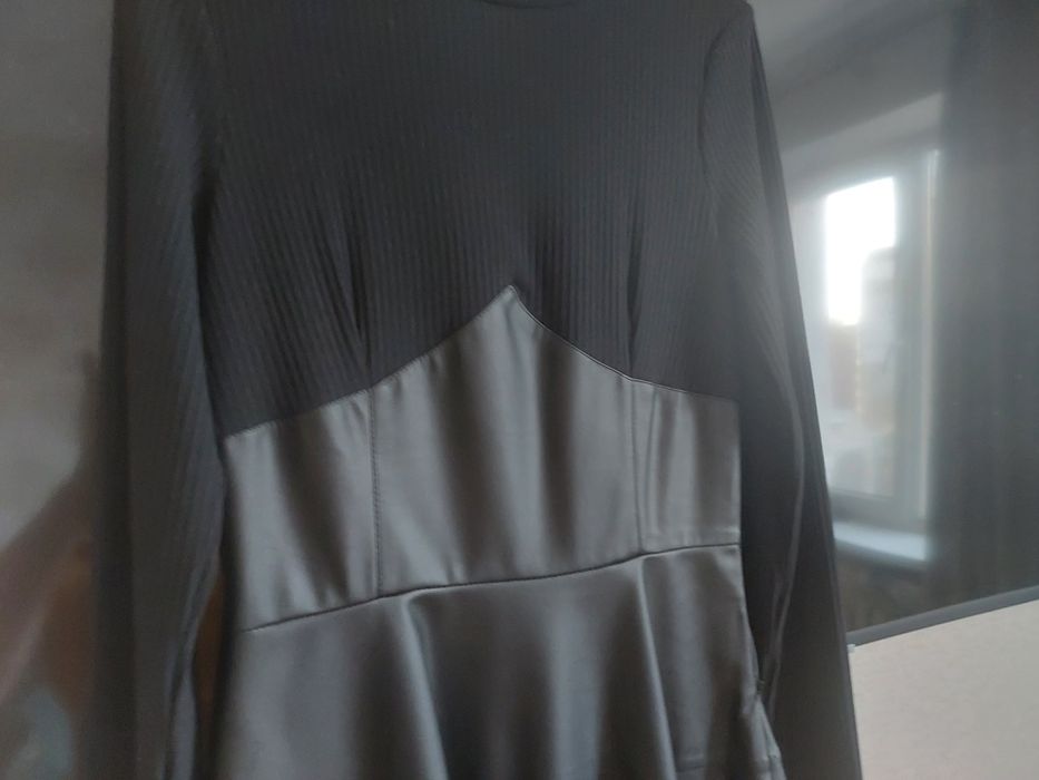 Платье 44 р-р, экокожа/ трикотаж