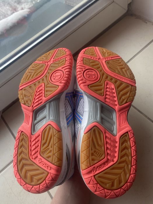 Buty do siatkówki Asics 37rozmiar