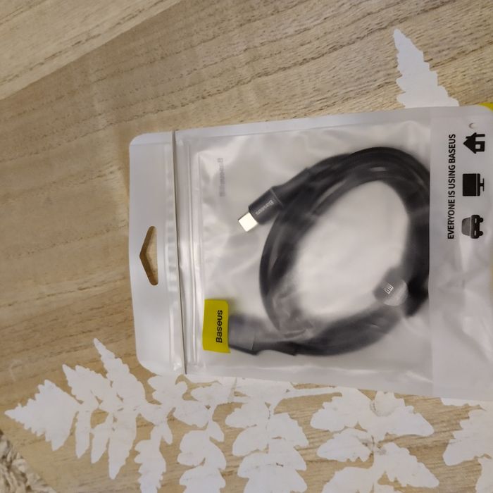 Kabel USB typu C 1 m nowy