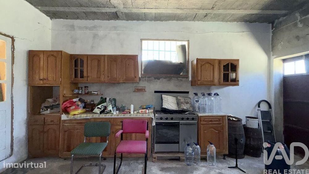 Terreno em Amiais de Baixo