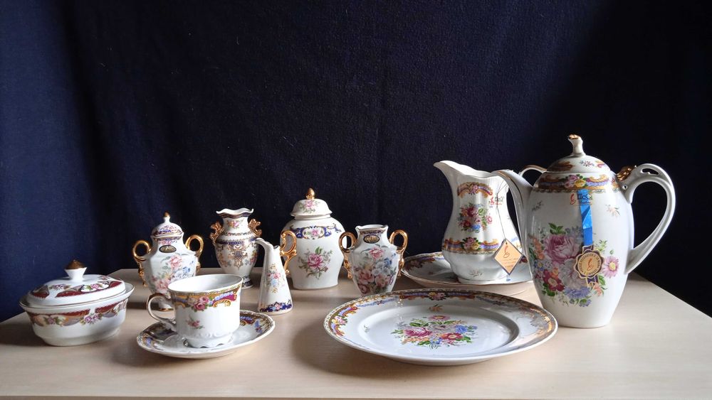Limoges 12-Piece Set428624497523435520
