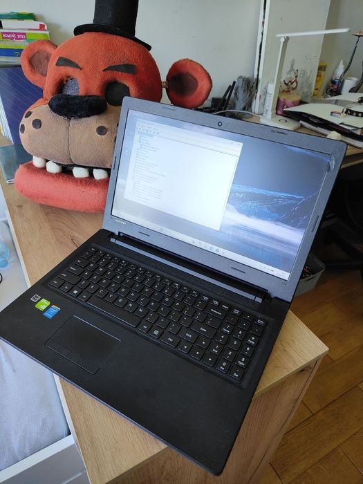 Lenovo i5/8gb/128ssd/2 Gb video