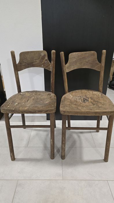 Drewniane krzesła  z Radomska
