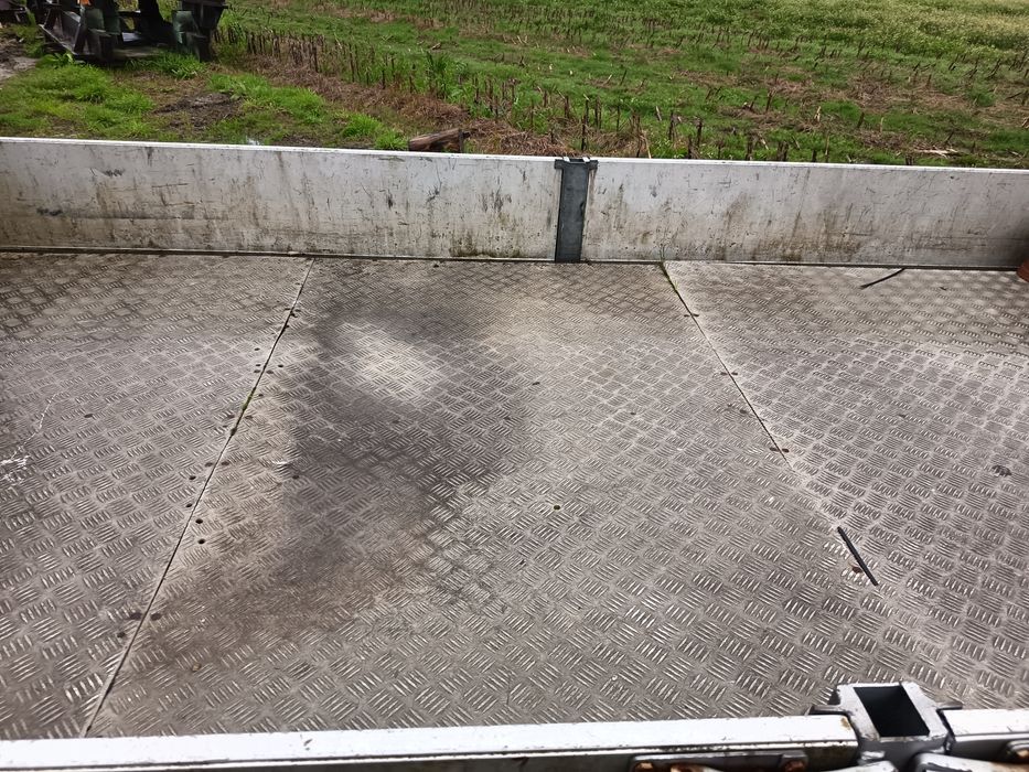 Vendo reboque 2 eixos