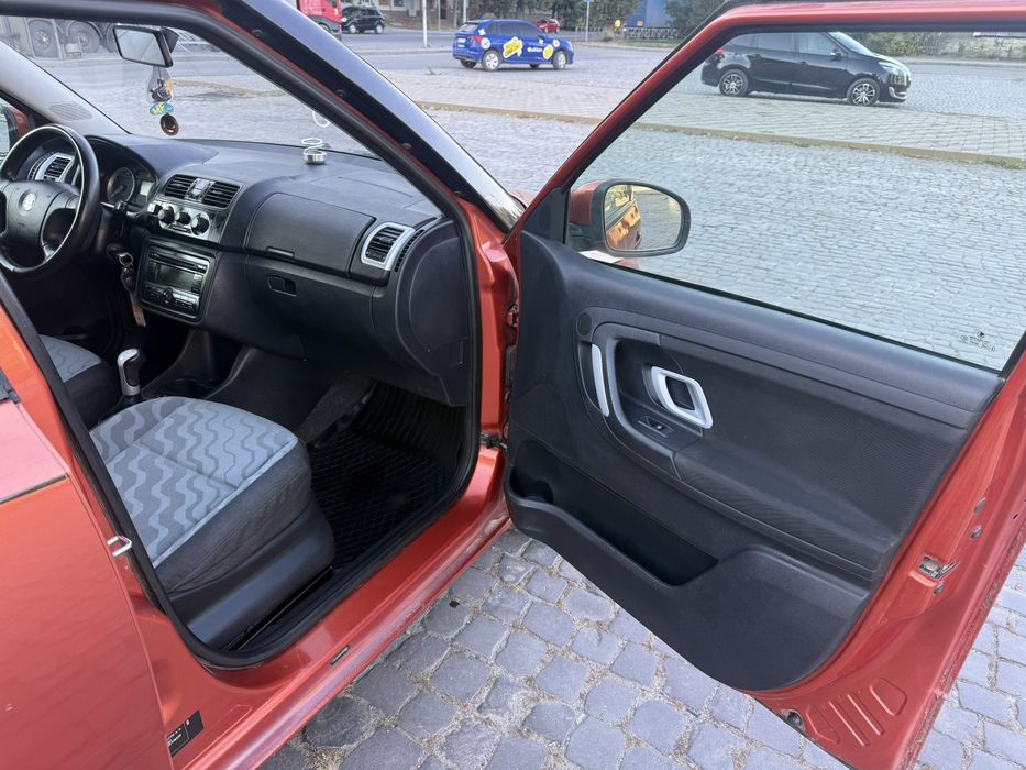 Продам Skoda Fabia 2 1.2 газ/бензин