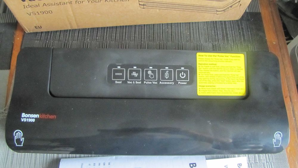 Вакууматор Bonsenkitchen VS1900