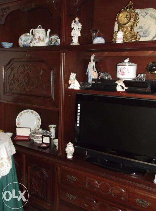 Movel completo de sala em madeira