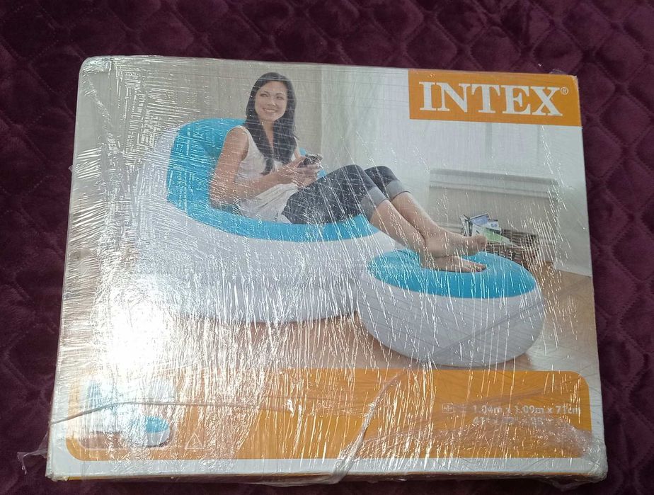 Крісло і пуфік нові