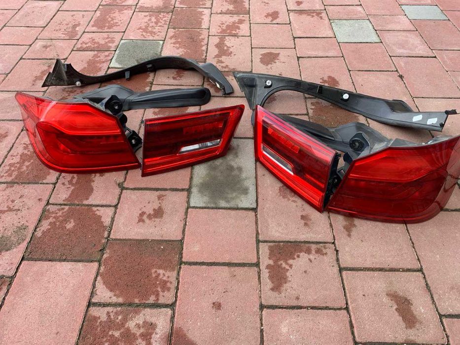 Комплект фар, стопи, задні фари для BMW5 530E 2018 рік