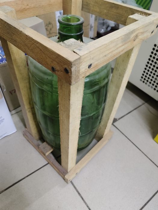 Бутиль скляний 10л