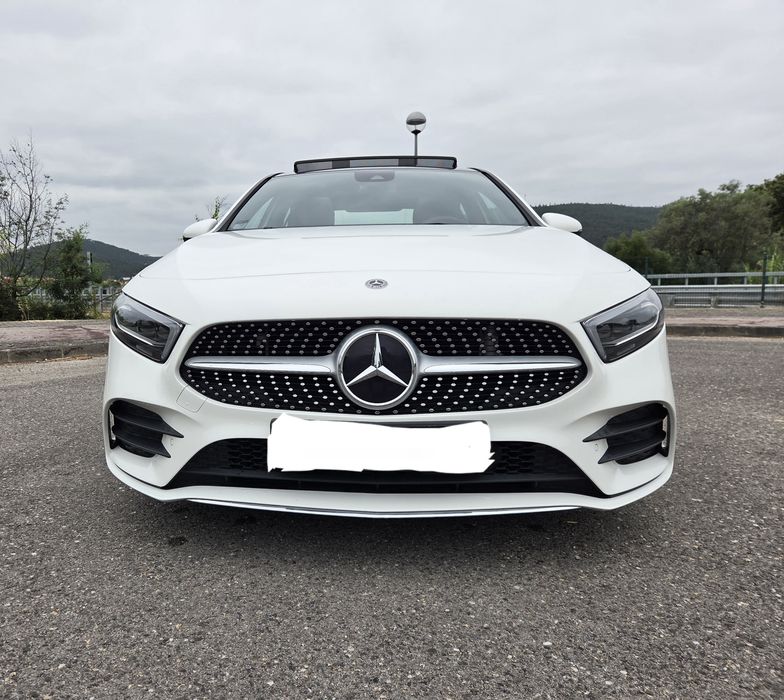 Mercedes-Benz A 180d Limousine AMG Teto Panorâmico