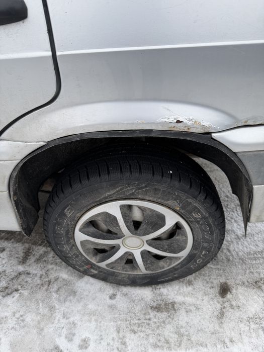 Ваз 2114 2005 рік 1.5 інжектор 8к