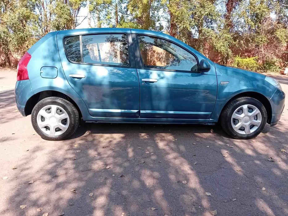 Dacia Sandero 2009