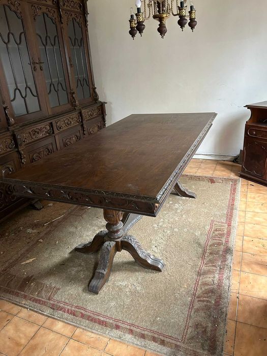Mesa Antiga em madeira maciça