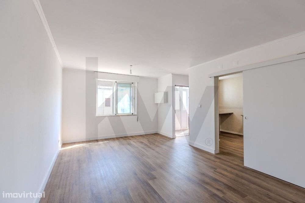 Apartamento T3 totalmente remodelado | Afonsoeiro, Montijo — Montijo E Afonsoeiro, Setúbal
