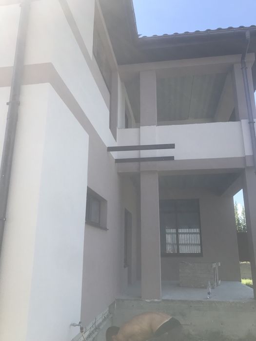 Нанесення декоративної штукатурки баранець