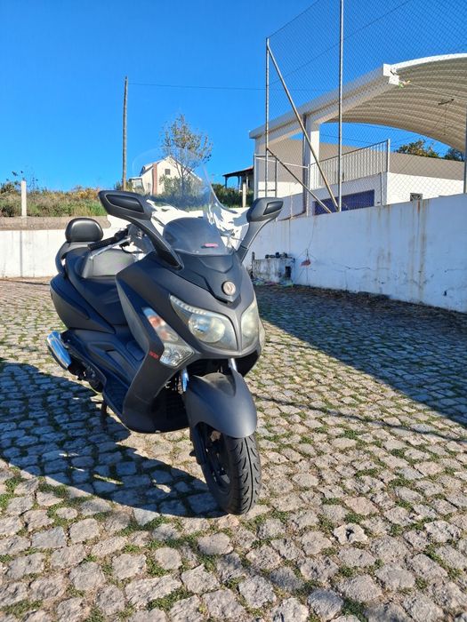 Scooter Sym GTS 125i