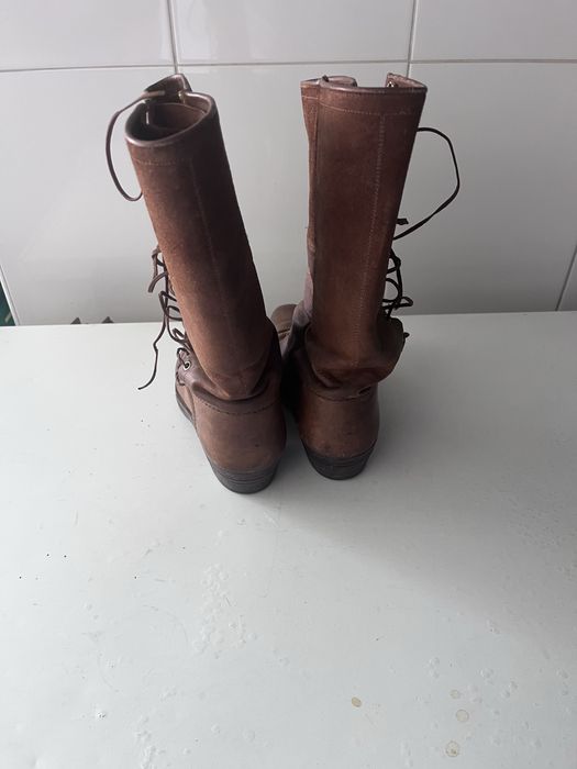 Botas em pele feitas por medida