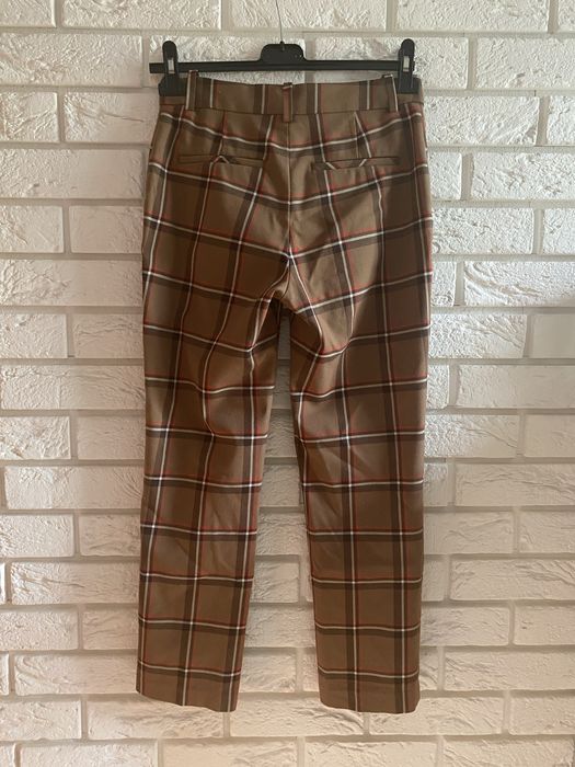 Spodnie w elegancką kratkę