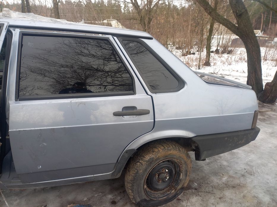 Розборка Ваз 21099 люкс и Ваз 21014 моторы 1,6