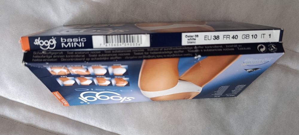 2 Cuecas femininas da marca Sloggi n°38