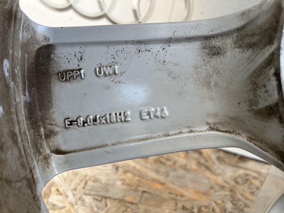 Audi A3 8V Диски Тинани 5/112  8,0J*18H2 ET46