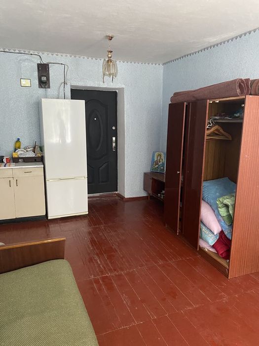 Продам кімнату .