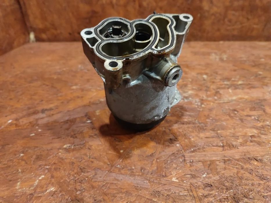 bmw e81 / e87 / e90 / e91 / e92 / e90lci oryginalna obudowa filtra ole
