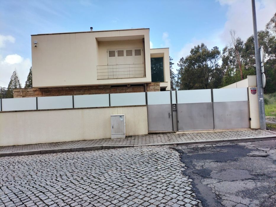 Vidraceiro e serralharia