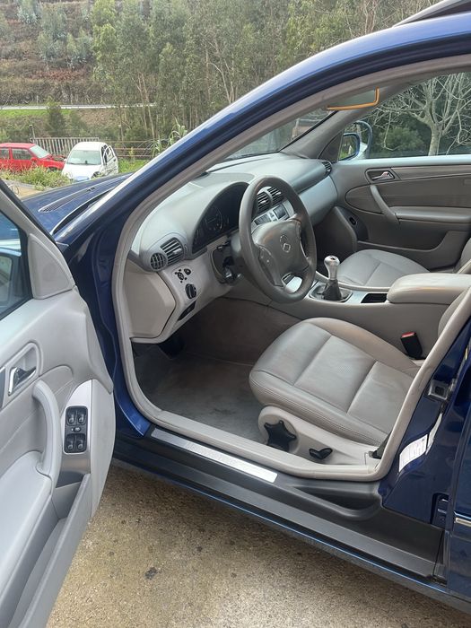 Mercedes c220 cdi 150cv ano2004 nacional