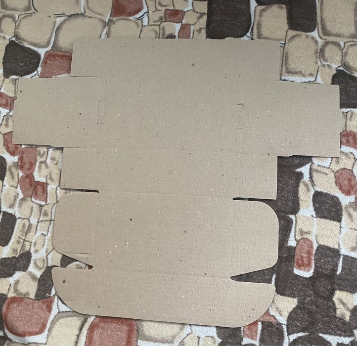 Коробки картонные